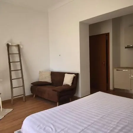 Casa Simone Ariston Daire *